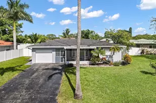 10215 NW 80th Dr, Tamarac, FL 33321 - Photo 38