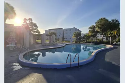 2860  Somerset Dr, Unit #317K, Fort Lauderdale, FL 33311 - Photo 6