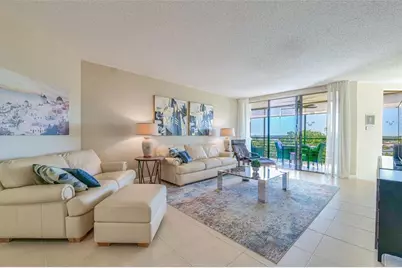 7200  Radice Ct, Unit #705, Lauderhill, FL 33319 - Photo 6