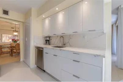 7200  Radice Ct, Unit #705, Lauderhill, FL 33319 - Photo 14