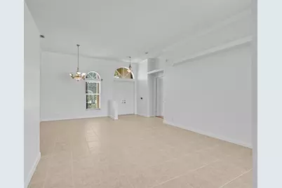 12459 NW 52nd Ct, Coral Springs, FL 33076 - Photo 8