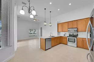 12459 NW 52nd Ct, Coral Springs, FL 33076 - Photo 6