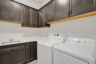 7911 Rowan Terrace, Parkland, FL 33067 - Photo 38