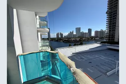 19707 Turnberry Way #8D, Miami, FL 33180 - Photo 12