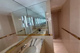 19707 Turnberry Way, Miami, FL 33180 - Photo 24