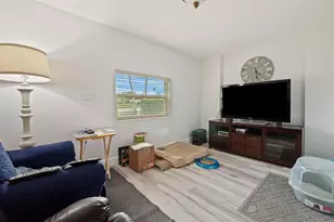 11454 NW 41st St, Coral Springs, FL 33065 - Photo 6