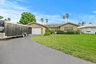 11454 NW 41st St, Coral Springs, FL 33065 - Photo 2