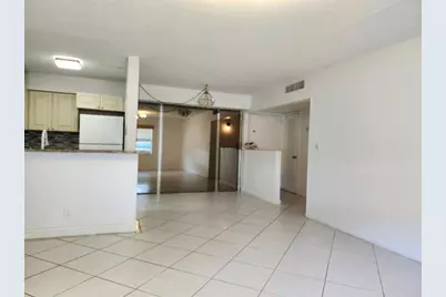 501 SE 8th St, Unit #103, Deerfield Beach, FL 33441 - Photo 6
