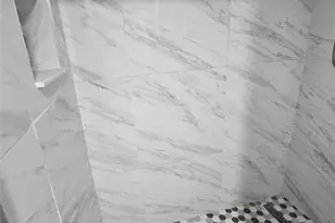 912 Springdale Cir, Palm Springs, FL 33461 - Photo 6