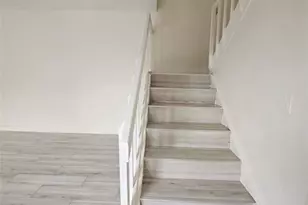 912 Springdale Cir, Palm Springs, FL 33461 - Photo 12