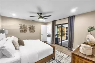 8871 NW 3rd St, Pembroke Pines, FL 33024 - Photo 16