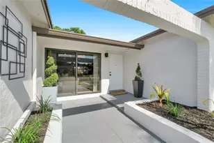 8871 NW 3rd St, Pembroke Pines, FL 33024 - Photo 4