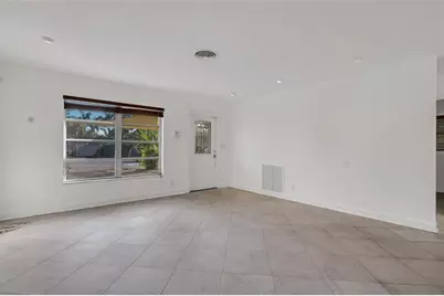 2031 NW 39th Ct, Oakland Park, FL 33309 - Photo 28