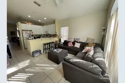 932 NW 126th Ter, Coral Springs, FL 33071 - Photo 8
