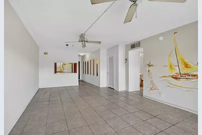 1319 E Hillsboro Blvd, Unit #110, Deerfield Beach, FL 33441 - Photo 10