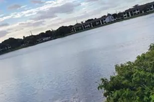 212 Lake Pointe Dr, Oakland Park, FL 33309 - Photo 16