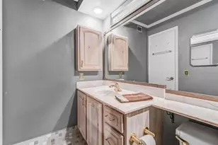 1491 NW 112th Way, Pembroke Pines, FL 33026 - Photo 22