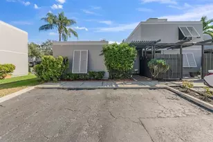 1491 NW 112th Way, Pembroke Pines, FL 33026 - Photo 6