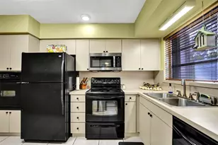 2201 N 49th Ave, Hollywood, FL 33021 - Photo 64