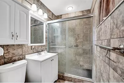 2201 N 49th Ave, Hollywood, FL 33021 - Photo 38