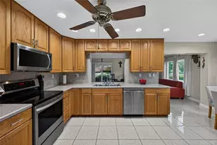 9812 NW 75th Ct, Tamarac, FL 33321 - Photo 24