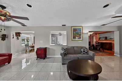 9812 NW 75th Ct, Tamarac, FL 33321 - Photo 18