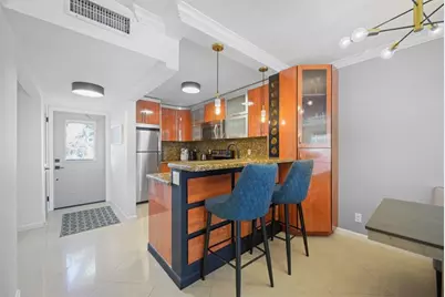 2081 S Ocean Dr, Unit #208, Hallandale Beach, FL 33009 - Photo 6