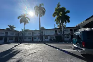 123 Erie St, Lake Worth Beach, FL 33461 - Photo 1