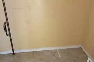 3040 NE 16th Ave, Oakland Park, FL 33334 - Photo 8