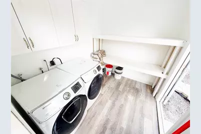 778 NW 80th St, Miami, FL 33150 - Photo 32