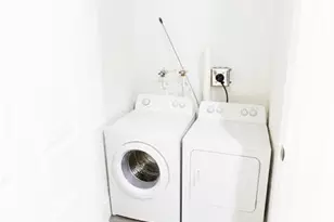 778 NW 80th St, Miami, FL 33150 - Photo 24