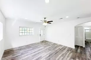 778 NW 80th St, Miami, FL 33150 - Photo 10