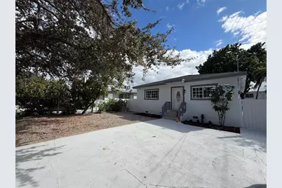 778 NW 80th St, Miami, FL 33150 - Photo 2