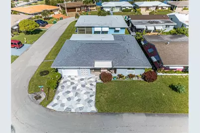 5013 NW 51st St, Tamarac, FL 33319 - Photo 26