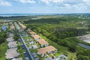 1217 S Lakes End Dr, Fort Pierce, FL 34982 - Photo 42