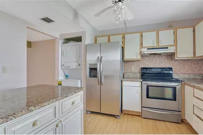 1217 S Lakes End Dr, Unit #A1, Fort Pierce, FL 34982 - Photo 6