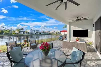 7315  Estero, Lake Worth, FL 33463 - Photo 6
