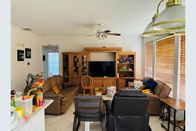 14224 NW 18th Ct, Pembroke Pines, FL 33028 - Photo 10