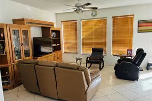 14224 NW 18th Ct, Pembroke Pines, FL 33028 - Photo 8