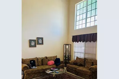 14224 NW 18th Ct, Pembroke Pines, FL 33028 - Photo 4