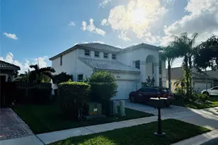 14224 NW 18th Ct, Pembroke Pines, FL 33028 - Photo 2