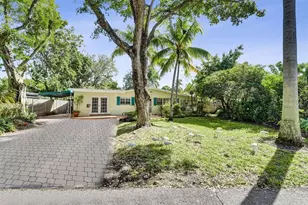 1240 SE 12th Way, Fort Lauderdale, FL 33316 - Photo 2