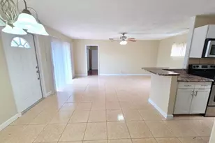 2 Crossings Cir, Boynton Beach, FL 33435 - Photo 4