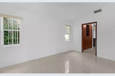 6648  Buena Vista Drive, Margate, FL 33063 - Photo 24
