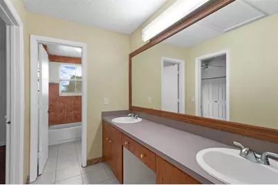 6648  Buena Vista Drive, Margate, FL 33063 - Photo 36