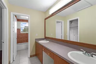 6648 Buena Vista Dr, Margate, FL 33063 - Photo 36