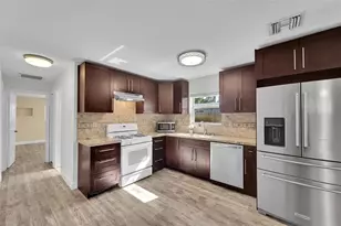 5940 NE 1st Terrace, Oakland Park, FL 33334 - Photo 8