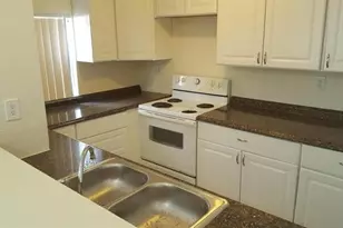 9101 NW 38th Dr, Coral Springs, FL 33065 - Photo 4