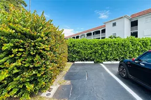 651 Pine Dr, Pompano Beach, FL 33060 - Photo 38