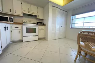 7640 NW 18th St, Margate, FL 33063 - Photo 18